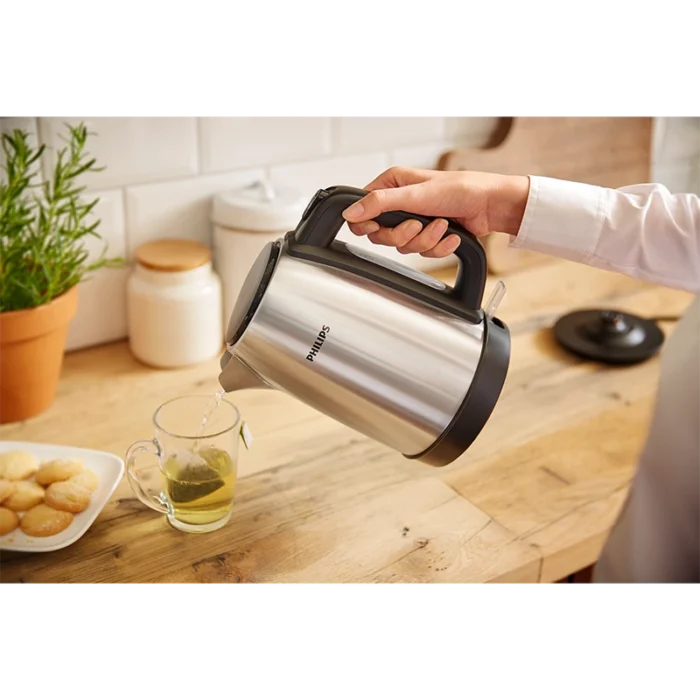 ⁦غلاية مياه فيليبس 2200 واط ، ستيل، ، سعة 1.7 لتر ، قاعدة دوارة 360 درجة ، وحدة التحكم من Strix ، فلتر قابل للإزالة ، فتحة لتخزين السلك  HD935092⁩ - الصورة ⁦3⁩